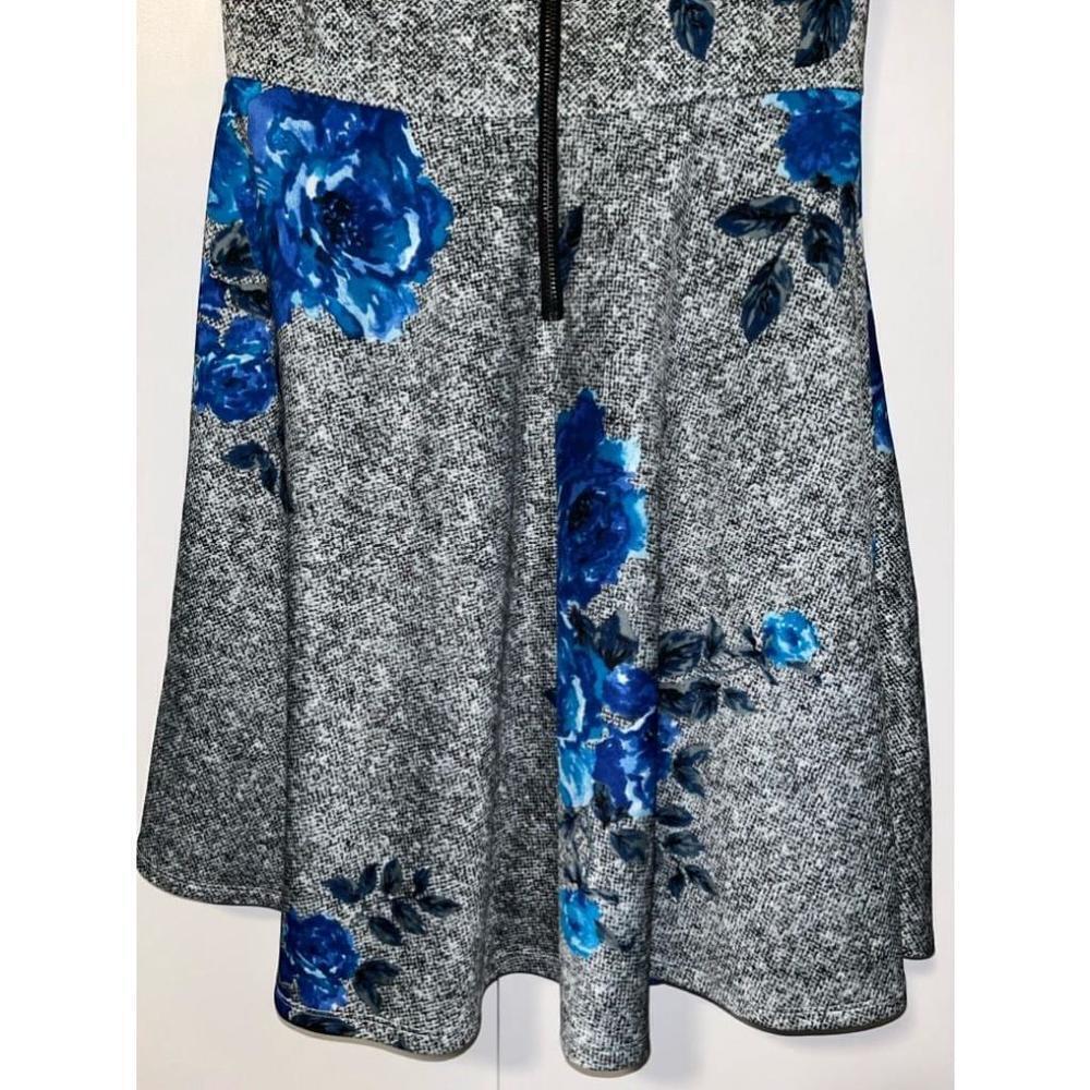 Betsey Johnson Retro Blue Floral Fit & Flare Dress Women’s Size 10 - Picture 7 of 9